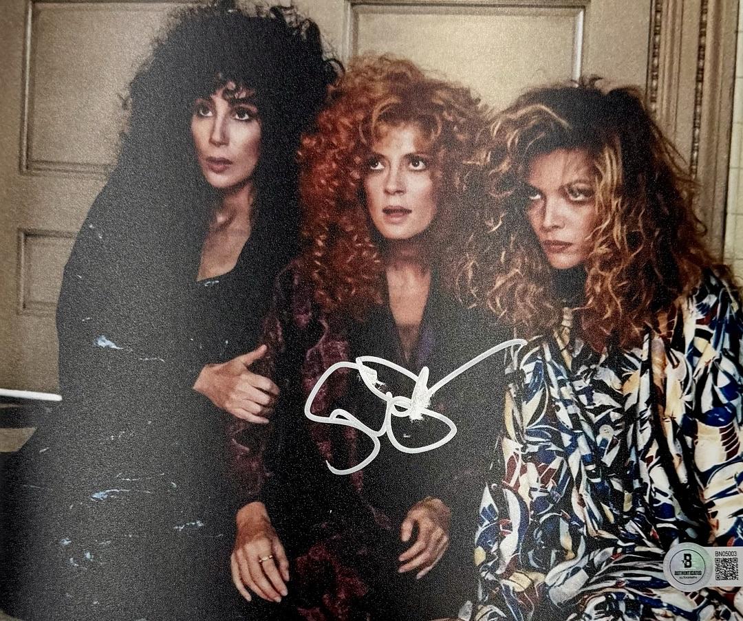 Susan Sarandon Signed 8x10 Photo (Witches of Eastwick) - Beckett COA